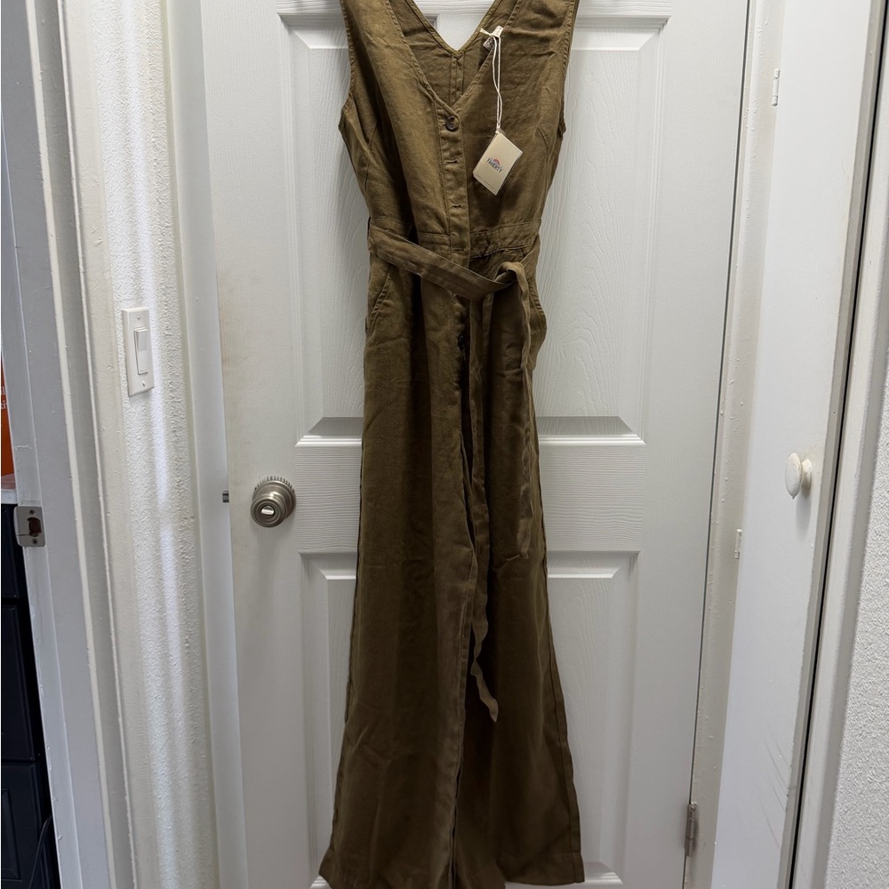 Olive Sleeveless Linen Jumpsuit with Belt